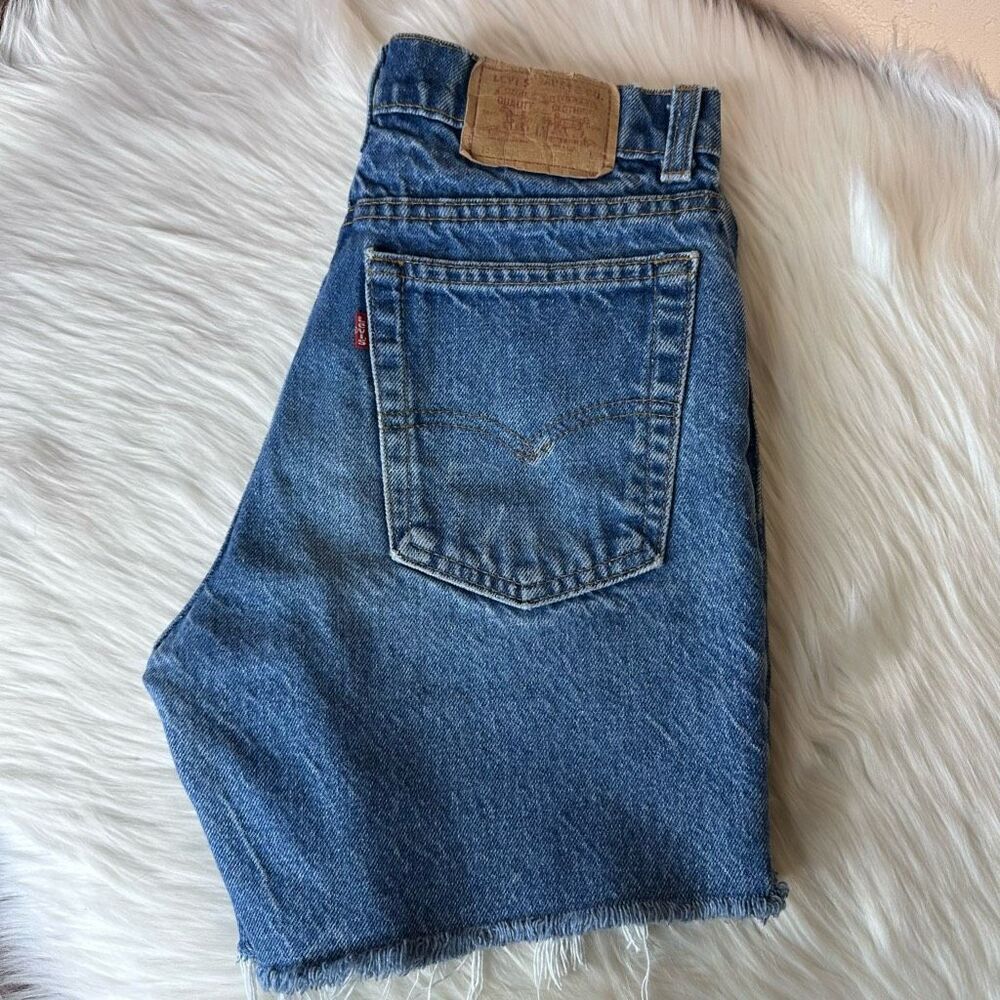 Levi’s Vintage Cut Off Jean Shorts Size Small